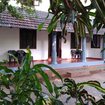 Perch Next Door Bed & Breakfast Kannur Exterior photo